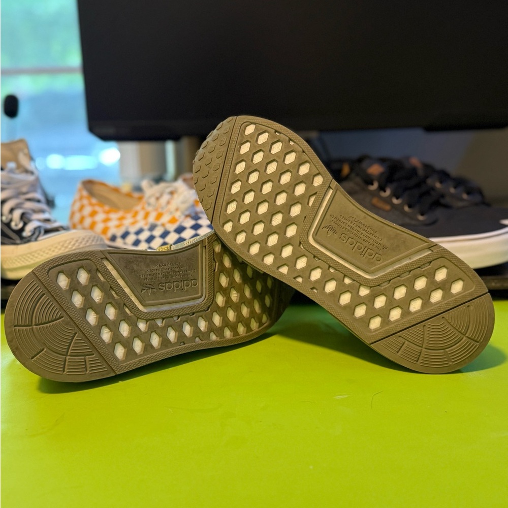 Adidas NMD R1 Olive Sneakers - Picture 4 of 15